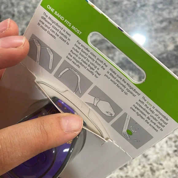 Disney Parks Magic Band 2 Halloween Limited Release Edition. New in Box - Picture 3 of 6